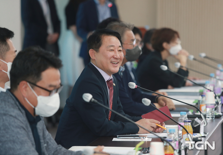 전문가 의견수렴을 통한 공약 실천계획의 완성도 및 실행력 제고