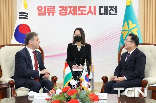 이장우 대전시장, 새르더해이 주한 헝가리대사 접견