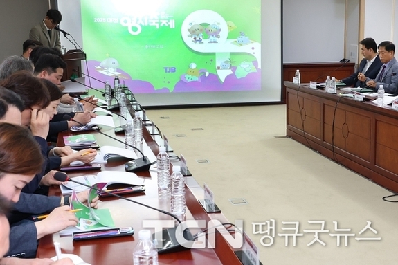 올여름 휴가 ‘2025 대전 0시 축제’로 시간여행 떠나자
