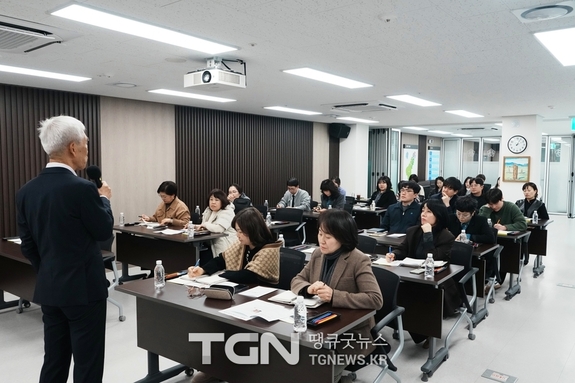 대전 서구의회, AI 활용 스마트 의정 활동 지원 전략 교육 실시