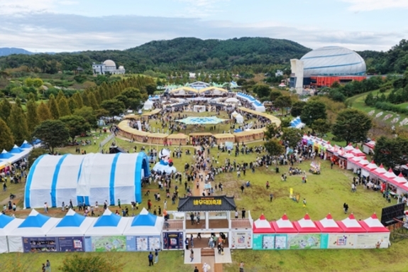 안성시, 남사당 바우덕이 축제 호평 일색…"올해는 이렇게 즐기세요"